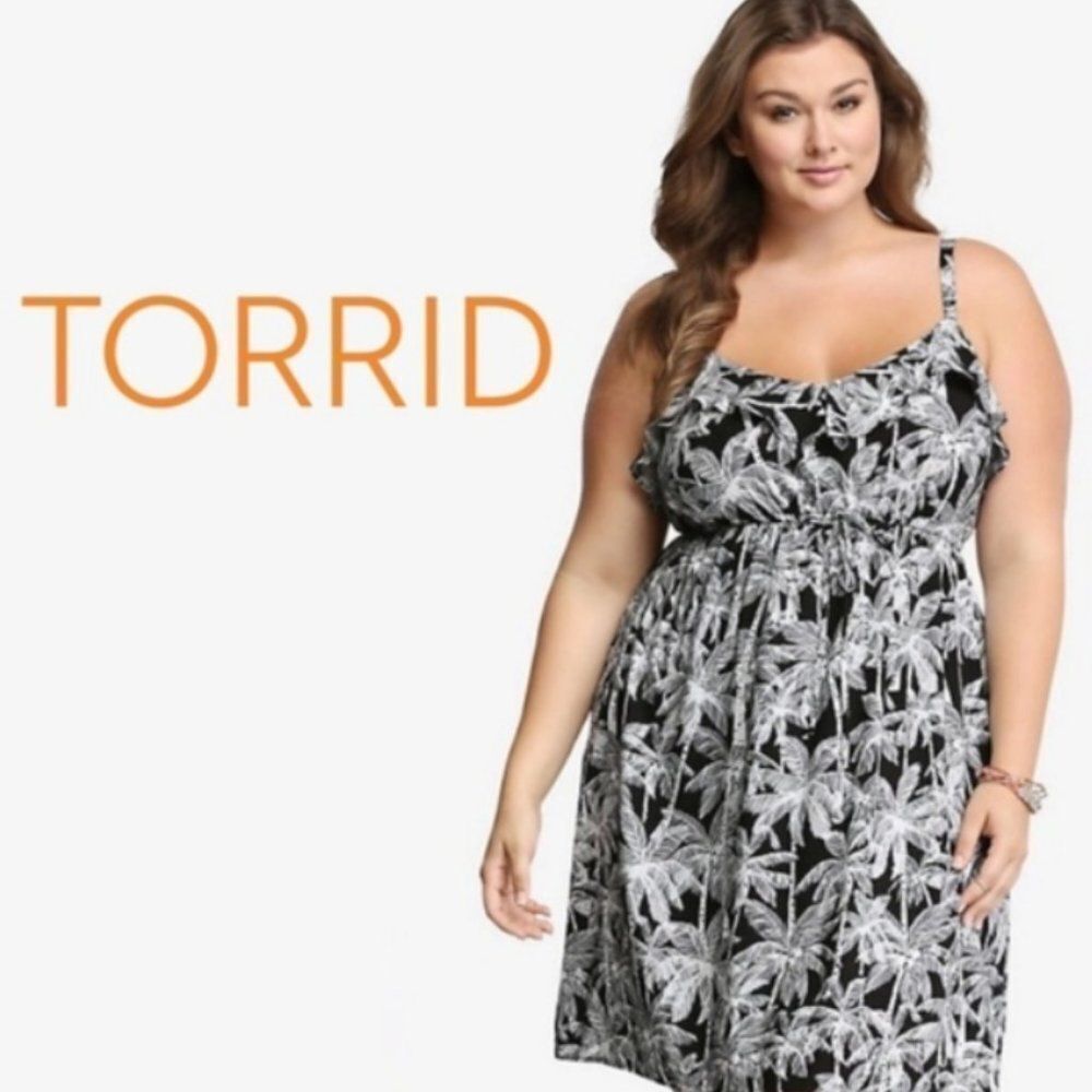 Torrid Palm tree Babydoll dress size 1